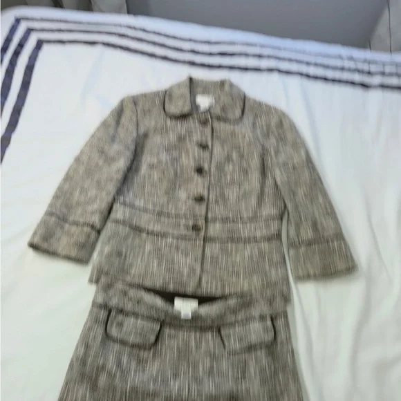 ANN TAYLOR LOFT 
Brown and Cream Tweed Skirt Set - Picture 3 of 14